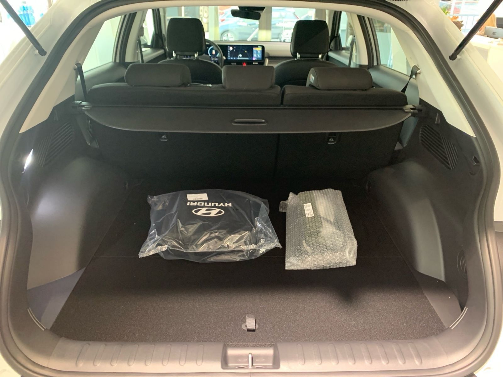 Fahrzeugabbildung Hyundai IONIQ 5 Elektro 63 kWh Wärmepumpe Navi LED