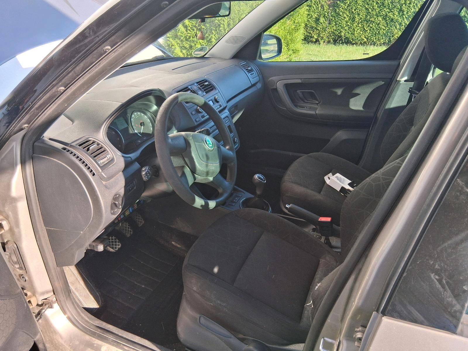 Skoda Roomster 2012 — photo 7