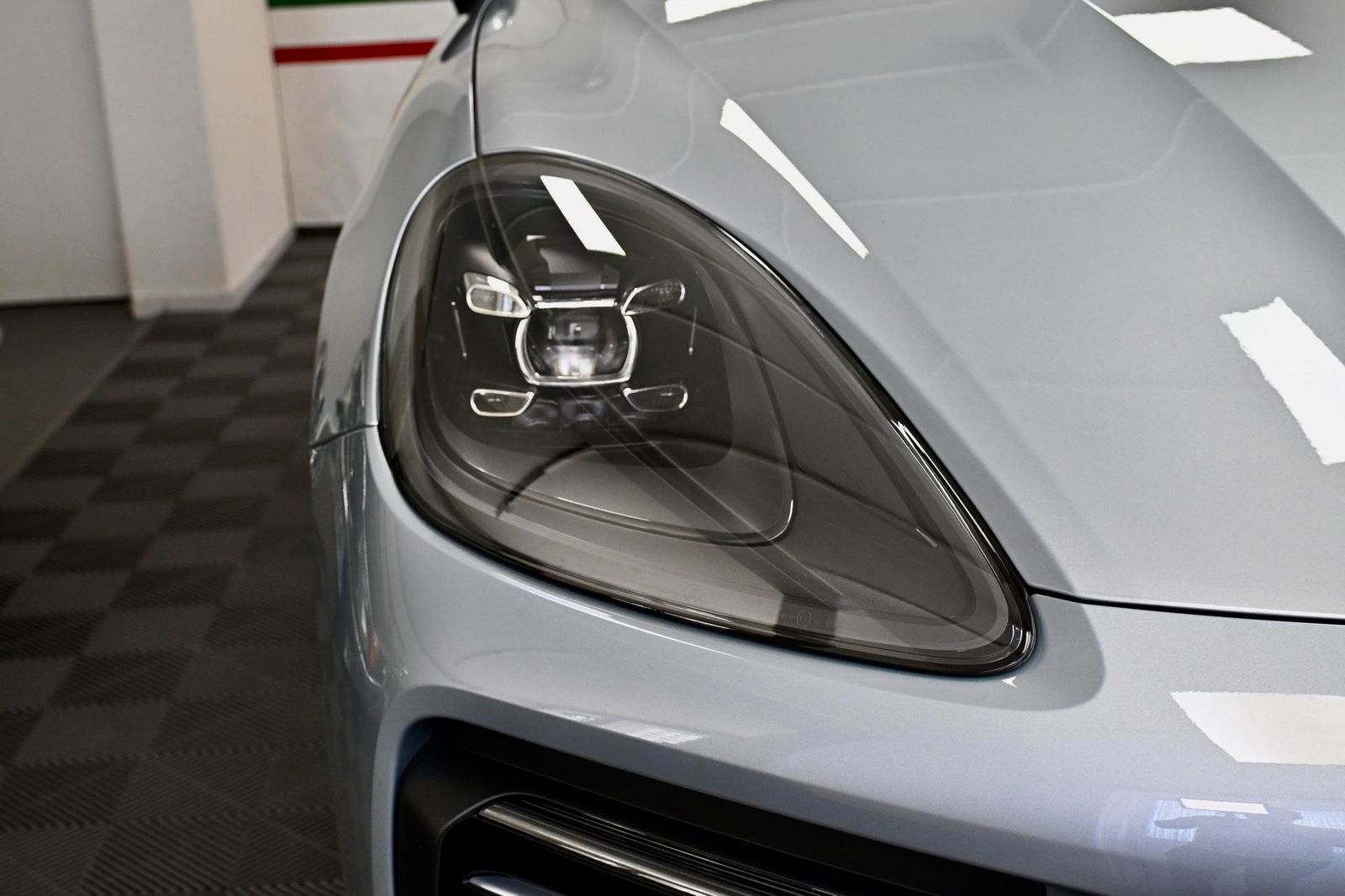 Porsche Cayenne E-Hybrid *Sport-Chrono-Paket* foto 23