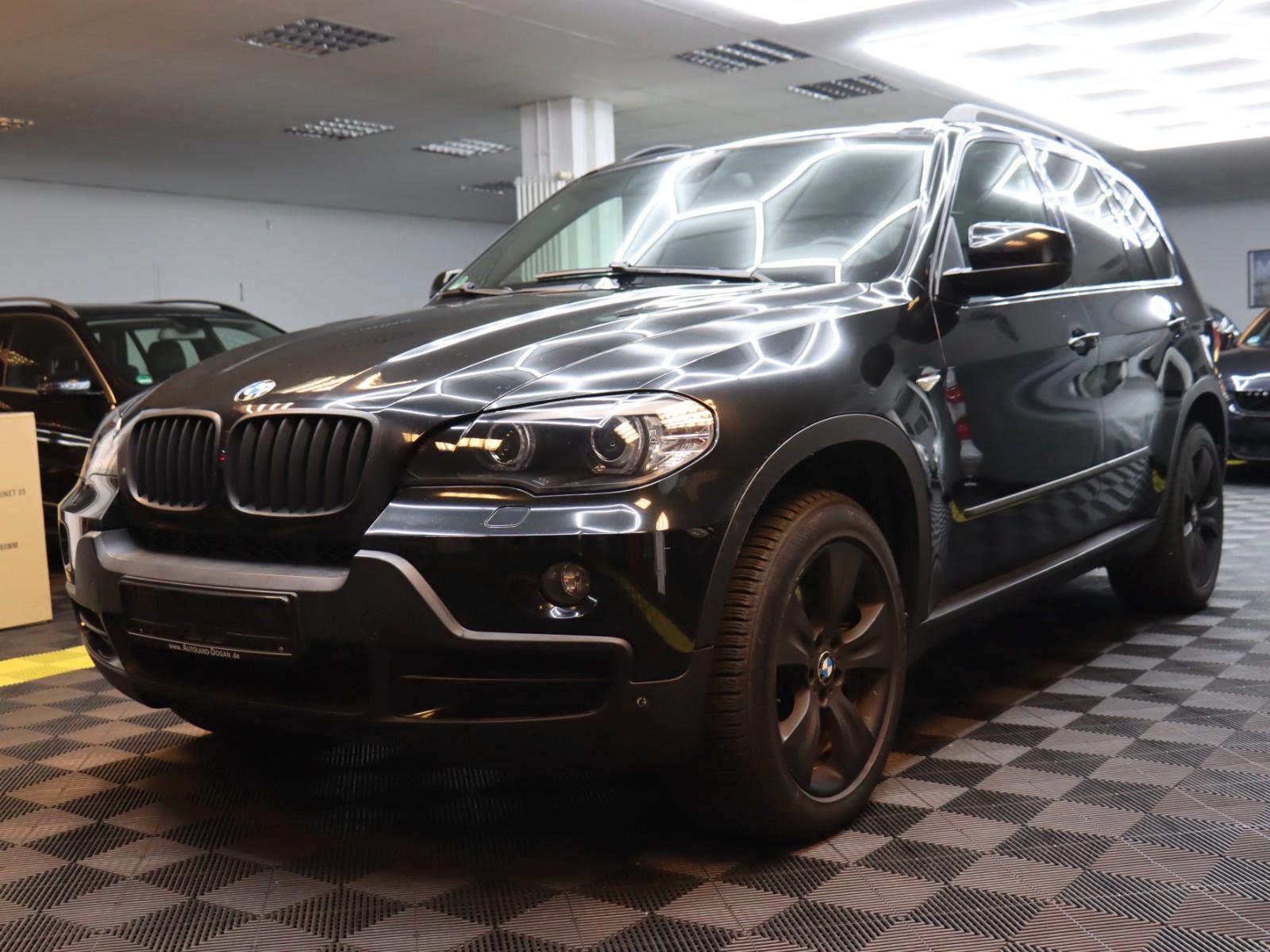 BMW X5 3.0sd Leder / AHK / Navi / Sport-Paket / Pano