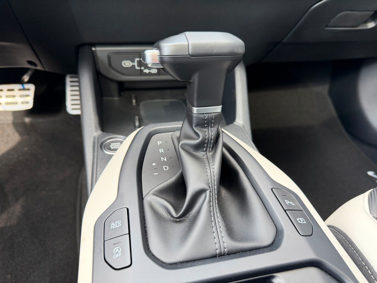 Fahrzeugabbildung Kia K4 SW 1.6T 180 DCT GTL DWP+ SZ SD 18 GD