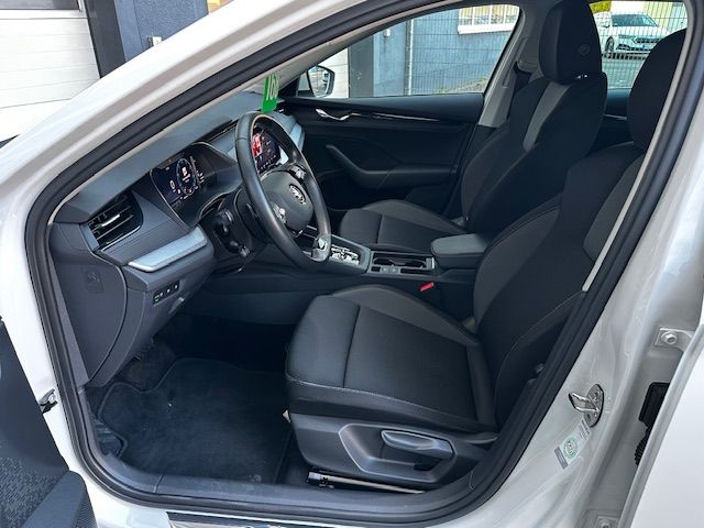 Octavia Combi Tour NAV;KESSY;ACC;CARPLAY