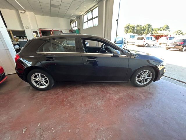 MERCEDES-BENZ Mercedes-benz A 180 d Automatic Business Extra