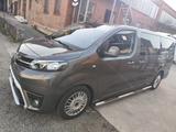 Toyota Proace (Verso) 2,0-l-D-4D 130kW L2 Team Deut... - Toyota Proace (Verso) von privat