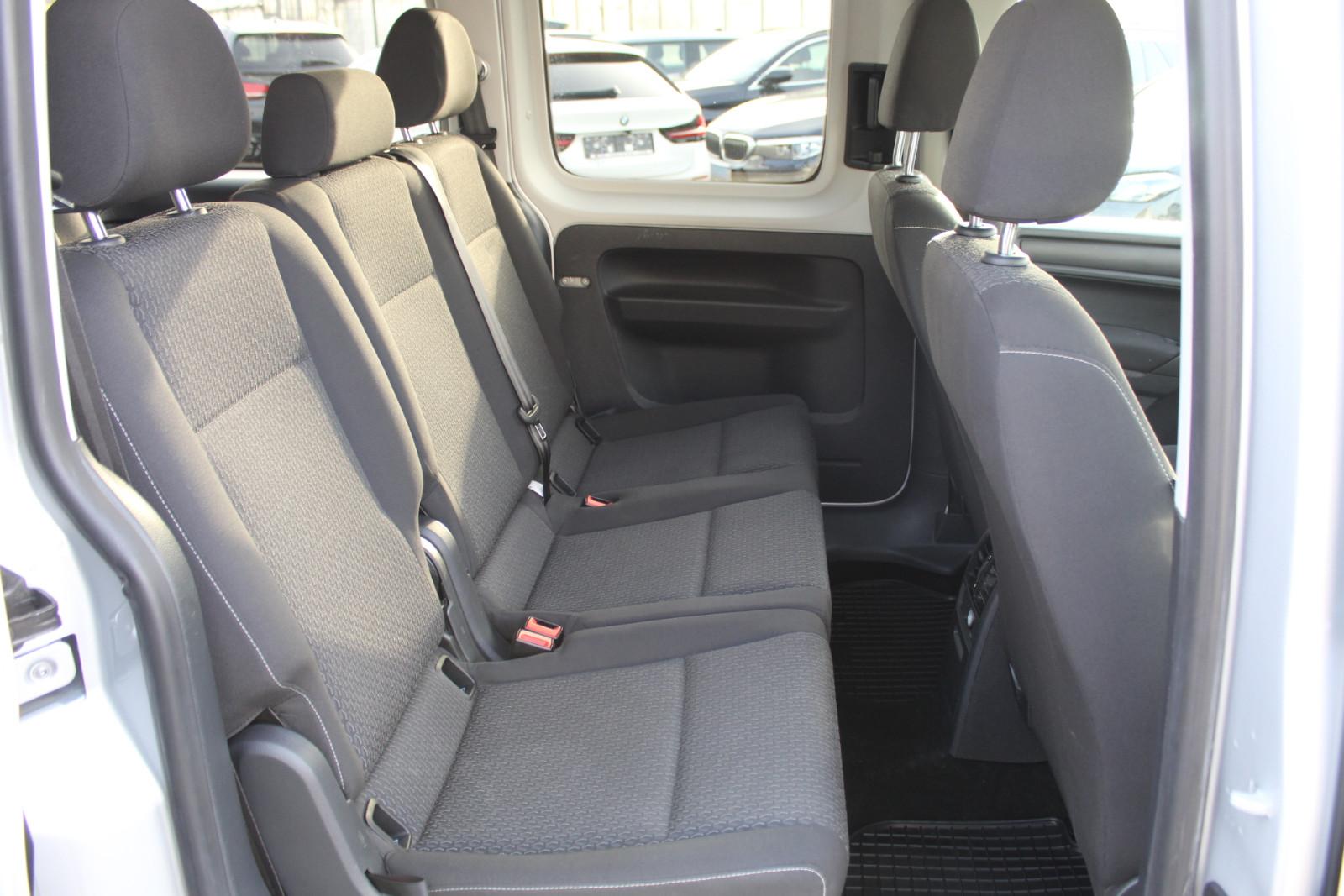 Volkswagen Caddy Maxi Trendline 2.0 TDI +7 Sitze+AHK+PDC+
