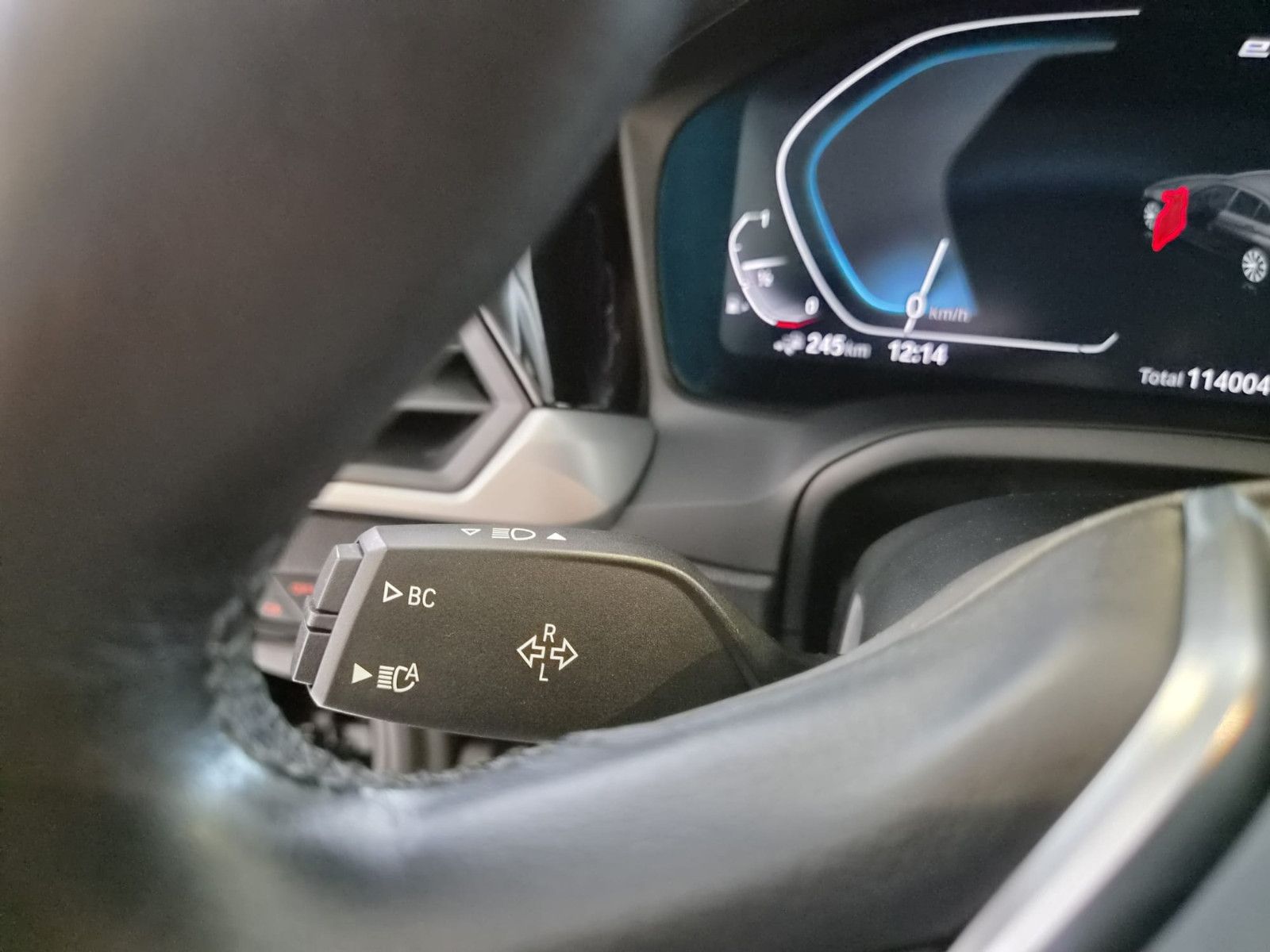 Fahrzeugabbildung BMW 330 e Advantage / NAVI / KLIMA / Garantie