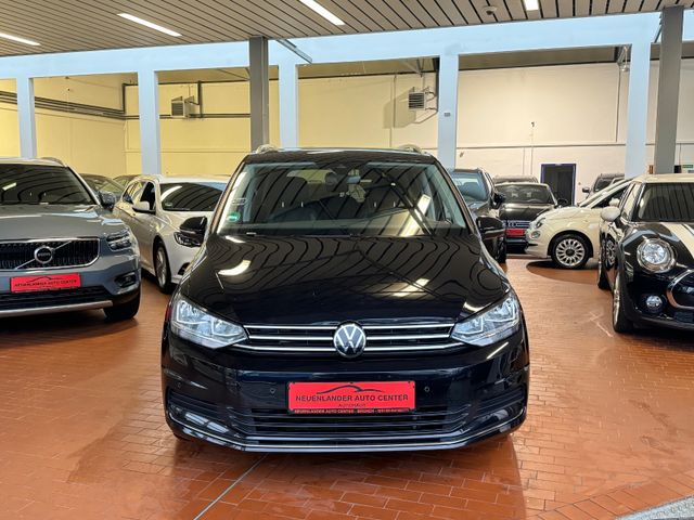 Volkswagen Touran Active-DSG-Navi-7 Sitzplatz-Klimatronic-