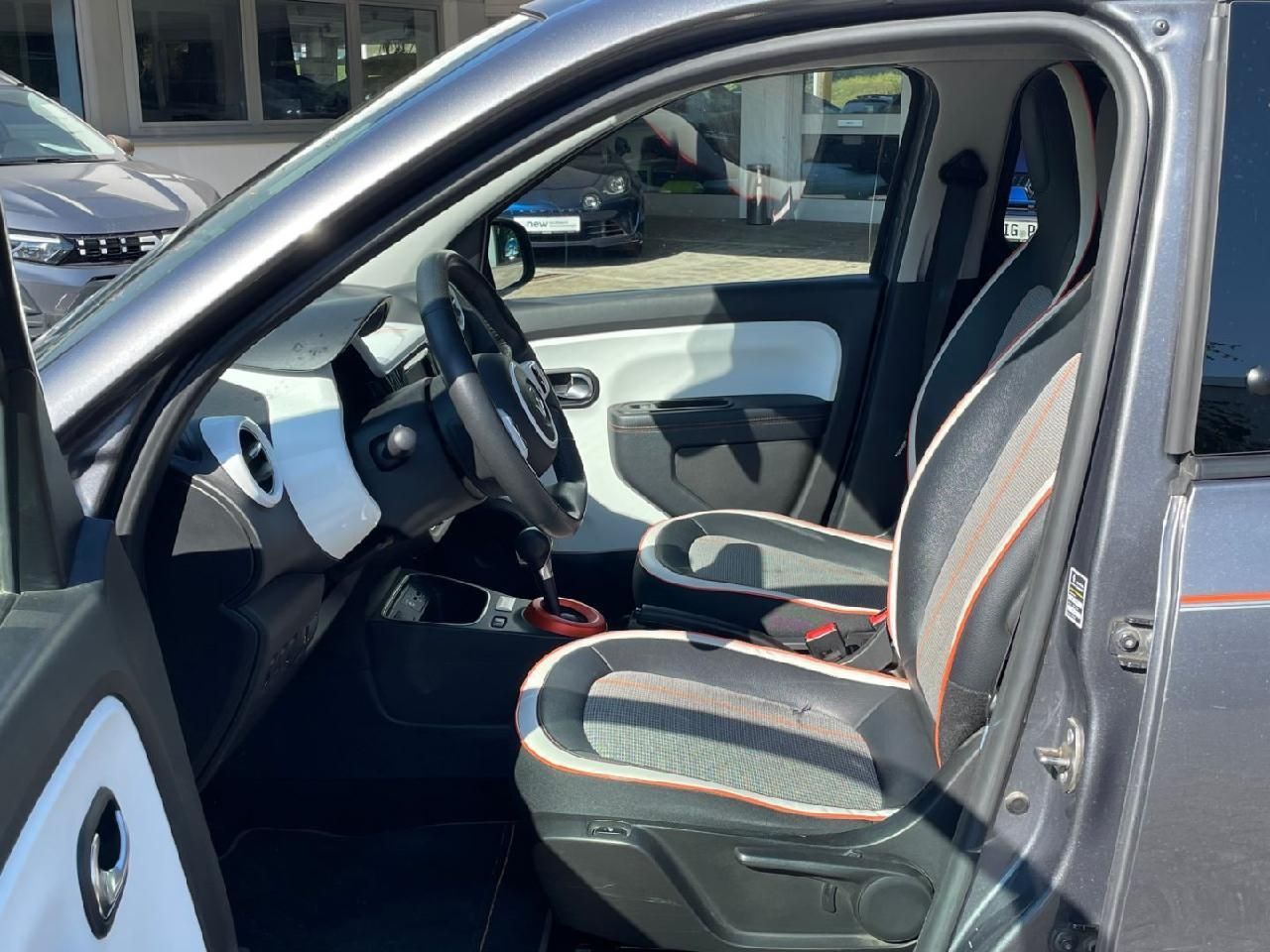 Fahrzeugabbildung Renault Twingo Vibes Electric