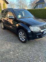 Suzuki Grand Vitara 3.2 V6 20 Jahre Automatik 20 Jahre - Suzuki Grand Vitara: Automatik