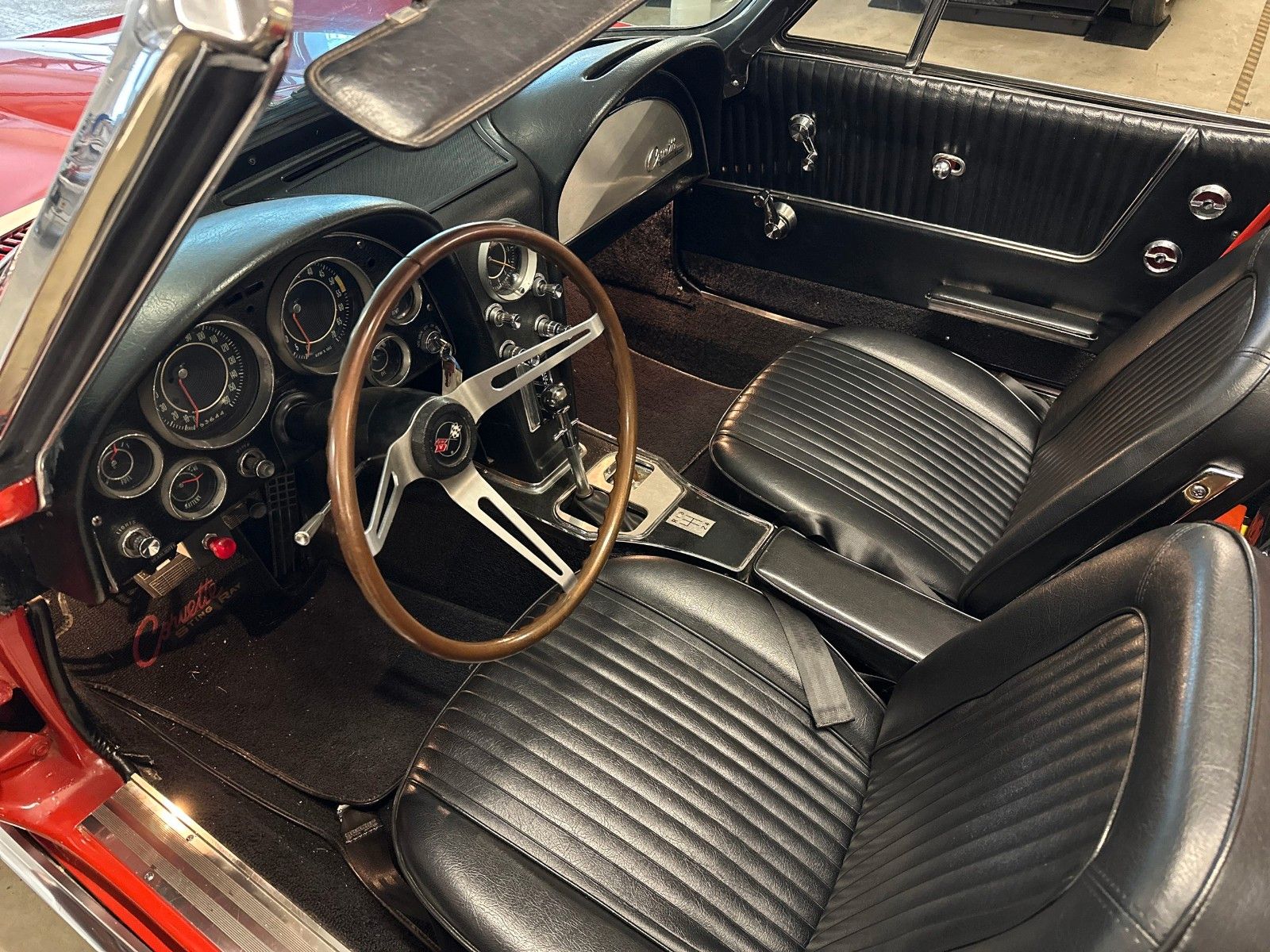 Fahrzeugabbildung Corvette C2 Stingray