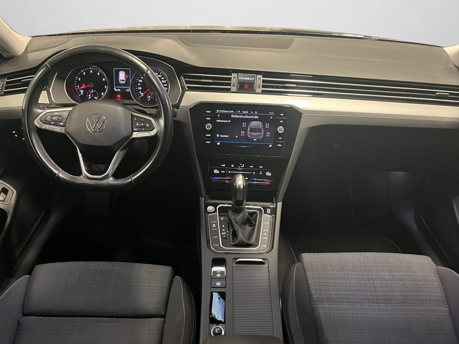 Volkswagen Passat Variant - Bild 4