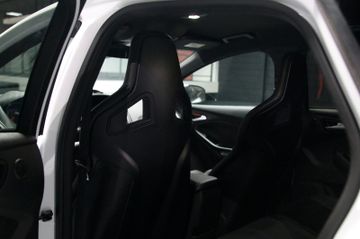 Ford Focus - 10