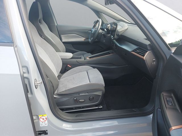 Born 150 kW Navi Digitales Cockpit, LED,ACC,PDC