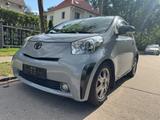 Toyota IQ 1,0-l-TRD Kompakter Cityflitzer mit Extras - Toyota IQ mit Benzin-Antrieb: Navigationssystem