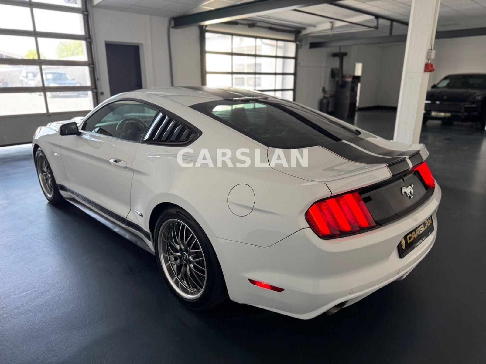 Ford Mustang 3.7 V6 NAVI+LED+ALCNTR+R.KAM+SHZ+KEYLESS