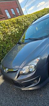Hyundai i30 CW blue 1.6 CRDi 66 kW Classic Classic - Hyundai i30 aus 2010 mit Diesel-Antrieb