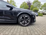 Audi e-tron S Quattro Pano Luftfahrwerk Optik Schwarz - mit Elektro-Antrieb: Leder
