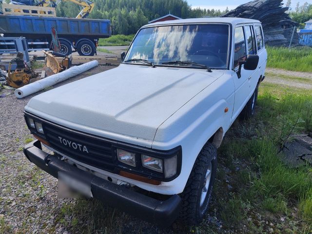 Toyota HJ61 Landcruiser, 6 Zylinder Diesel...