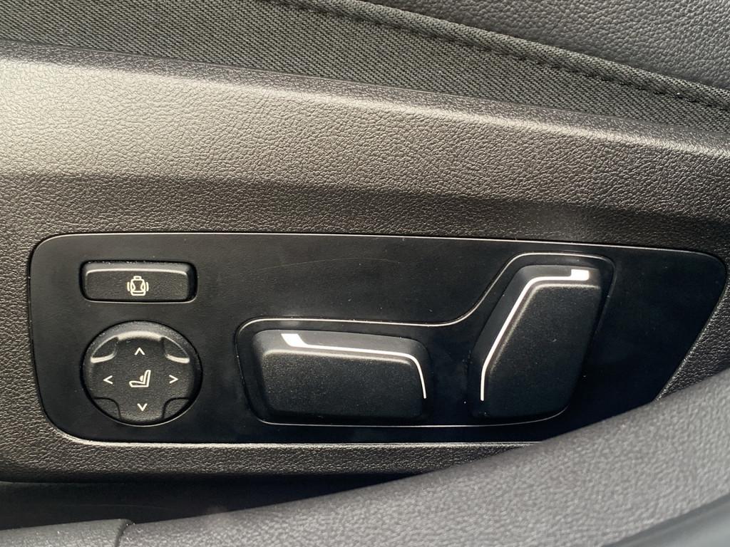 BMW M340i xDrive Lim. LED NAVI 360° H/K PDC SHZ 19"