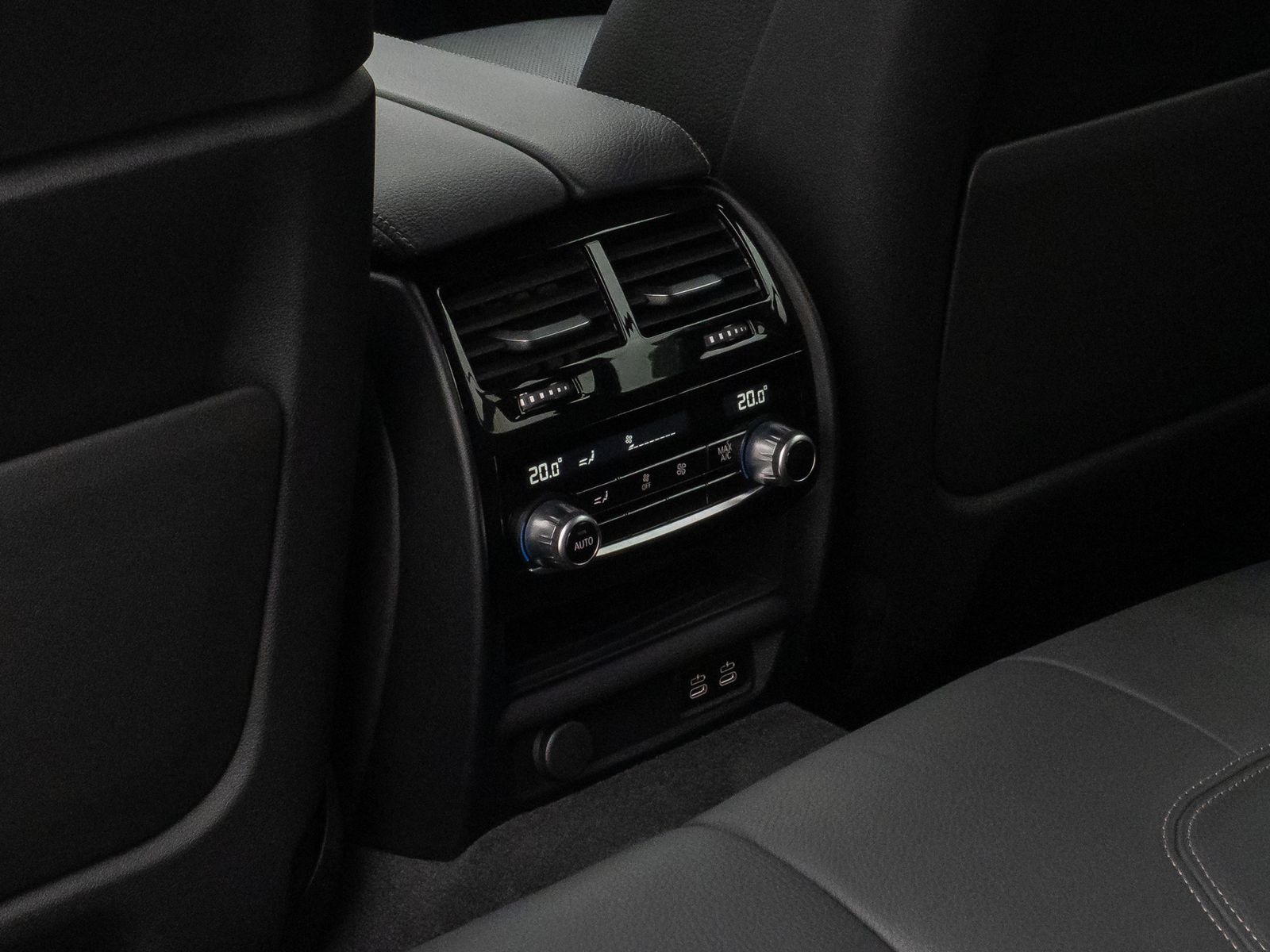 Fahrzeugabbildung BMW 530e M Sport HUD Kamera DAB Memory Laser AHK H/K