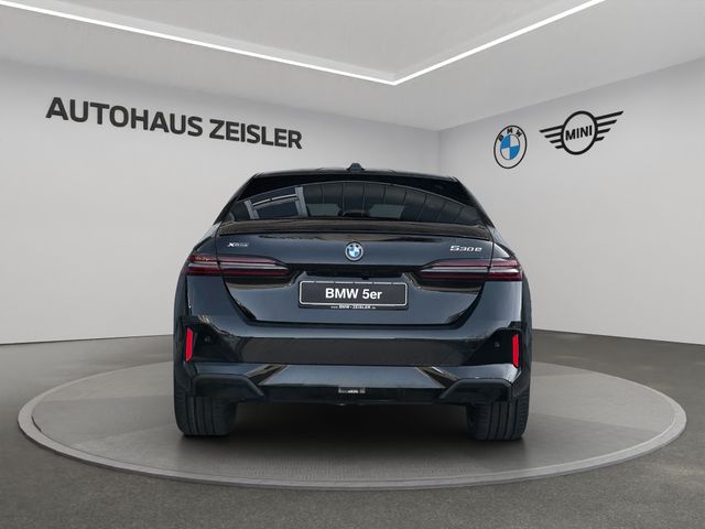 Foto Nummer 6: BMW 530e xDrive