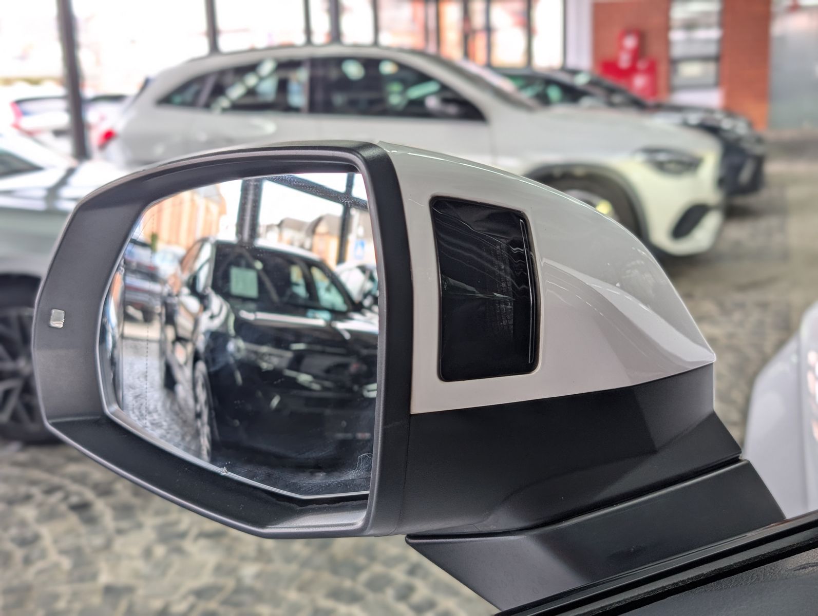 Fahrzeugabbildung Audi Q5 50 TFSIe quattro Sportback AHK MATRIX ACC APP