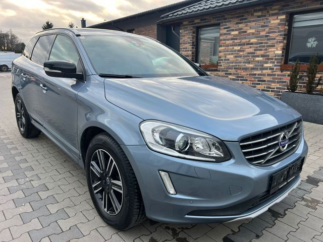 Volvo XC60 D4 AWD Momentum LED Panorama Navi Kamera