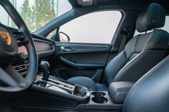 PORSCHE Macan GTS/ LUFT/ PANORAMA/ KEYLESS/ CHRONO/1. HD PORSCHE Macan GTS/ LUFT/ PANORAMA/ KEYLESS/ CHRONO/1. HD