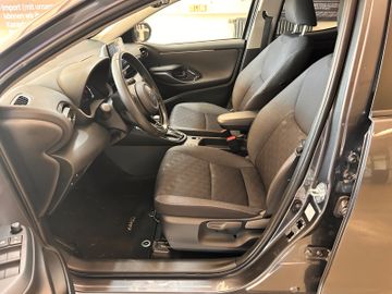 Toyota Yaris - 11