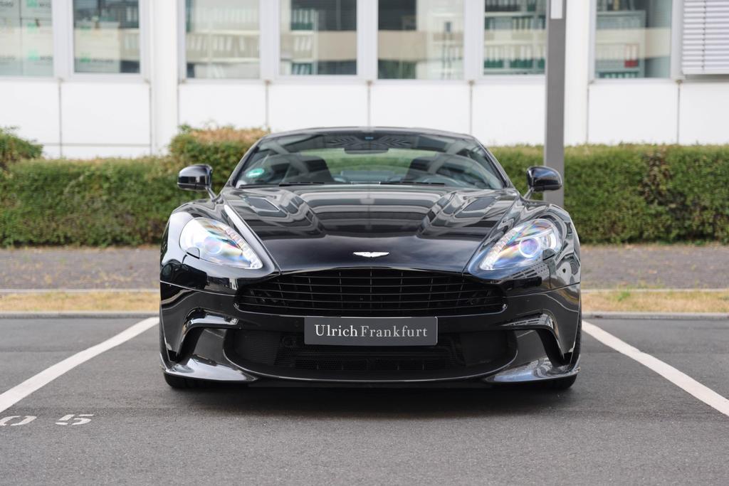 Aston Martin Vanquish