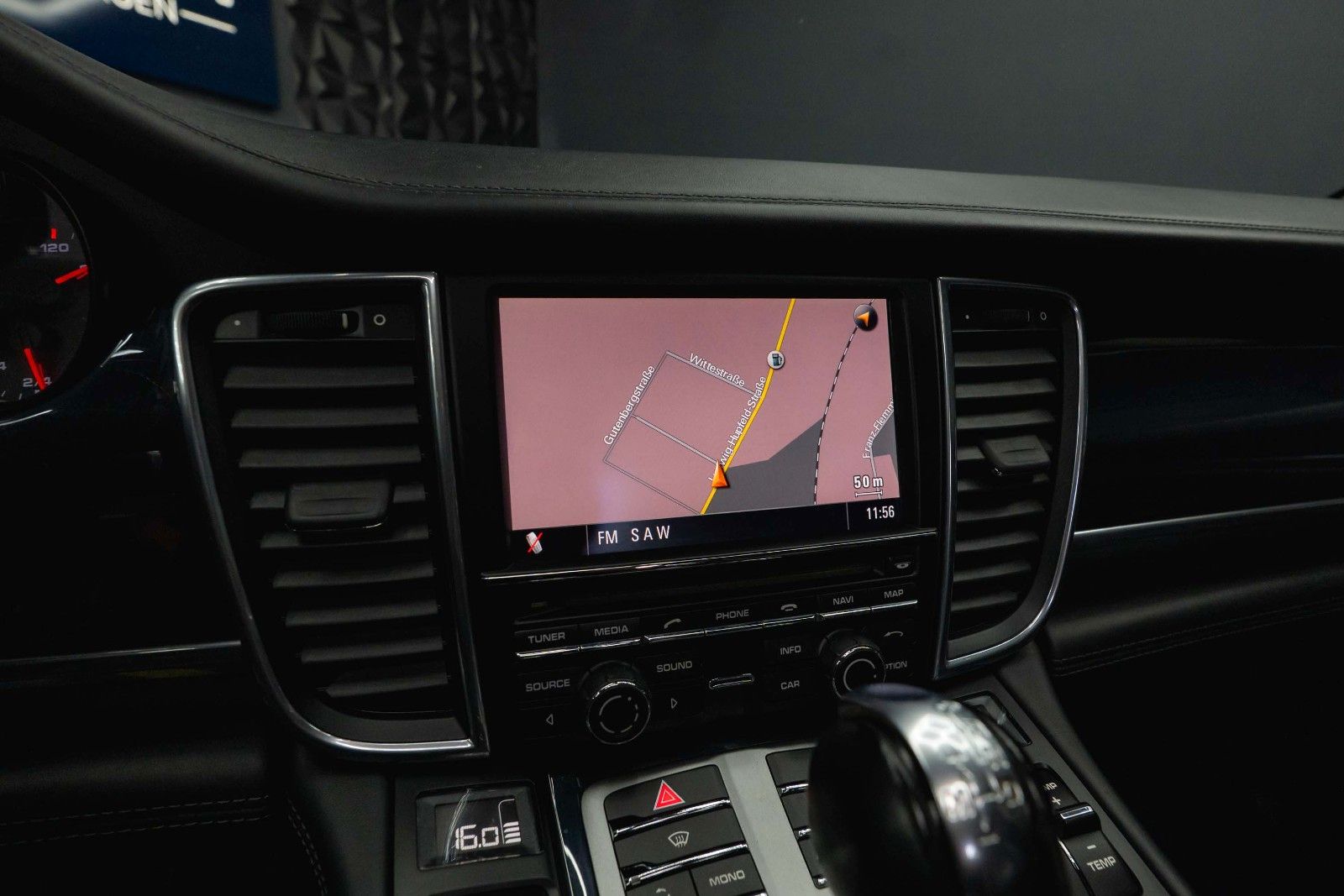 Fahrzeugabbildung Porsche Panamera 3.0 V6 Diesel *Active Suspension*Kamera