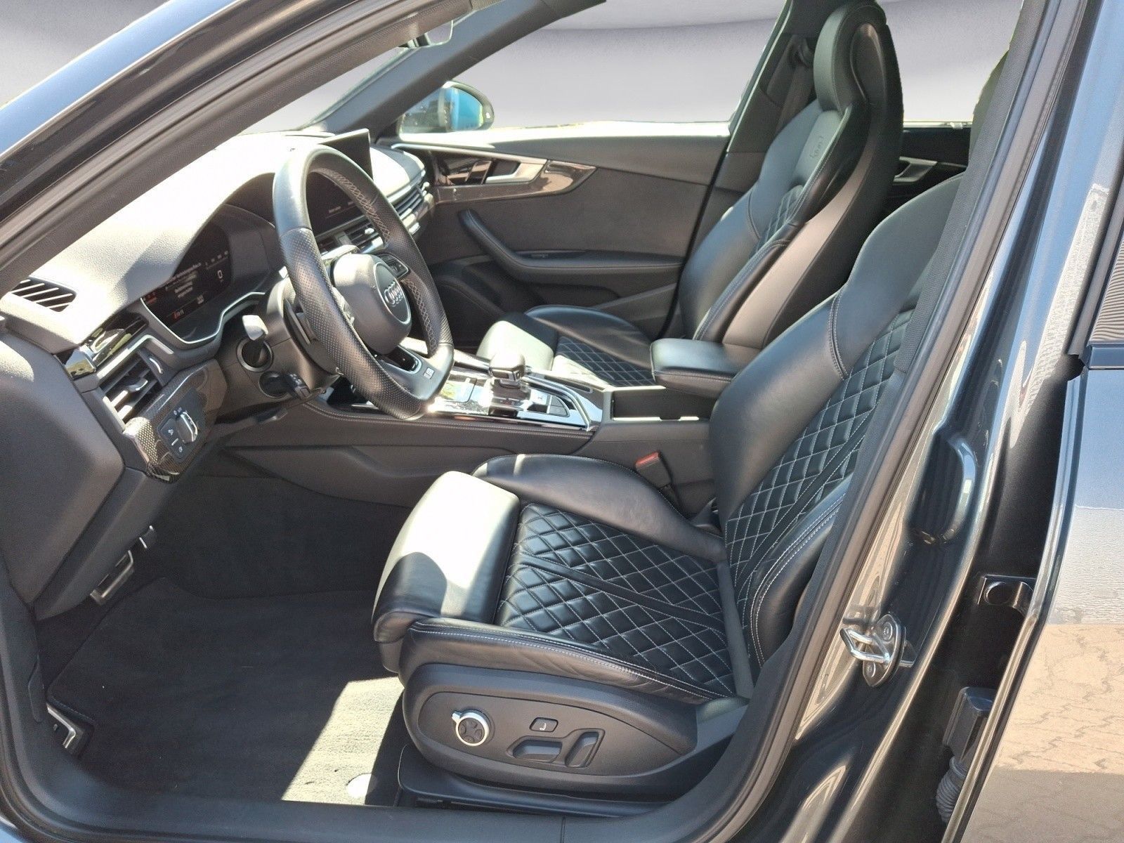 Audi S4 - Bild 7