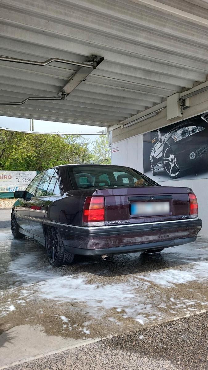 Opel Omega