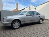 Mercedes-Benz Mercedes Benz E300 Elegance Turbo Diesel A... - Mercedes-Benz E 300: Turbo