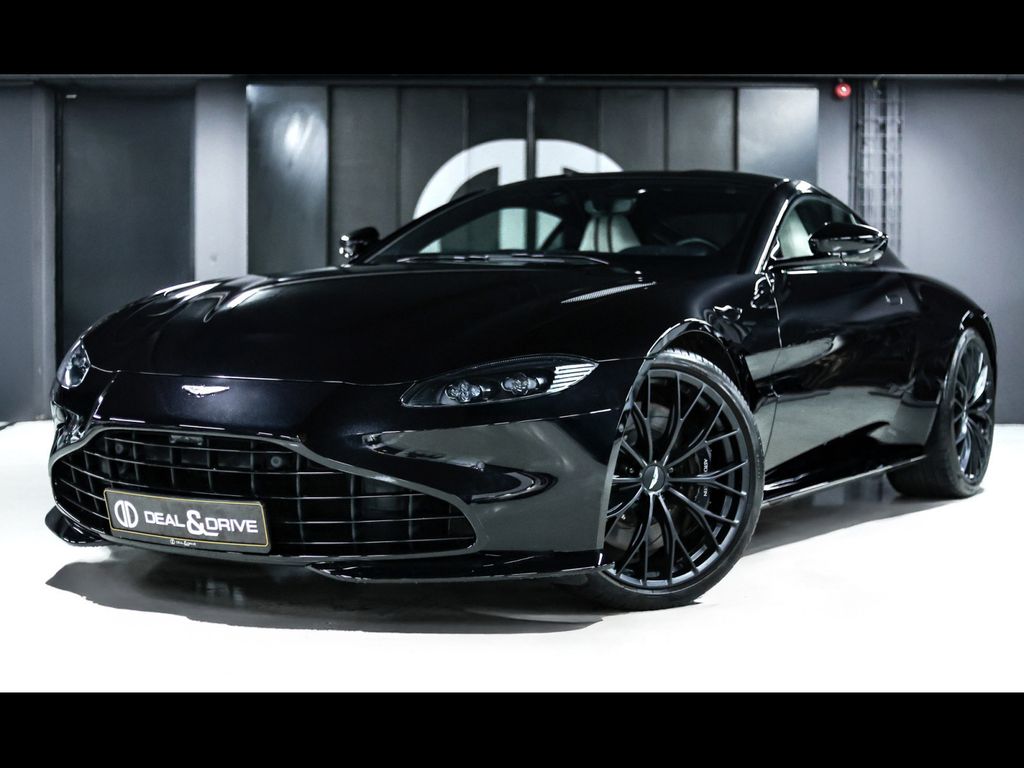 Image of Aston Martin V8 Vantage