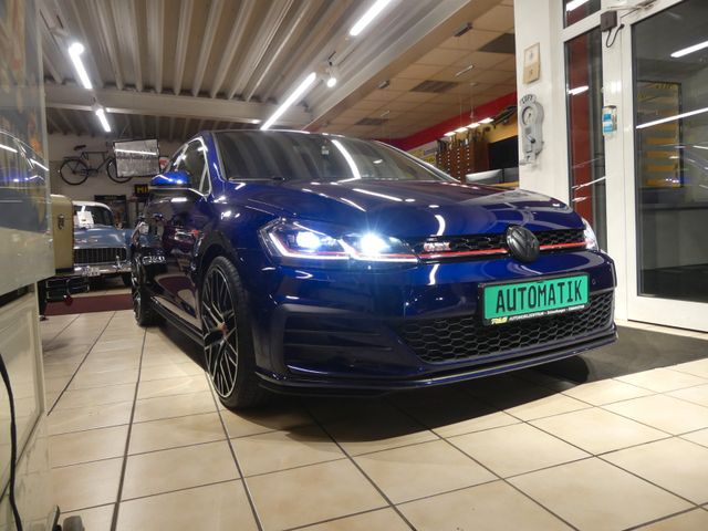 Volkswagen GOLF GTI PERFORMANCE=DAMENFAHRZEUG=TOP OPTIK=1A!