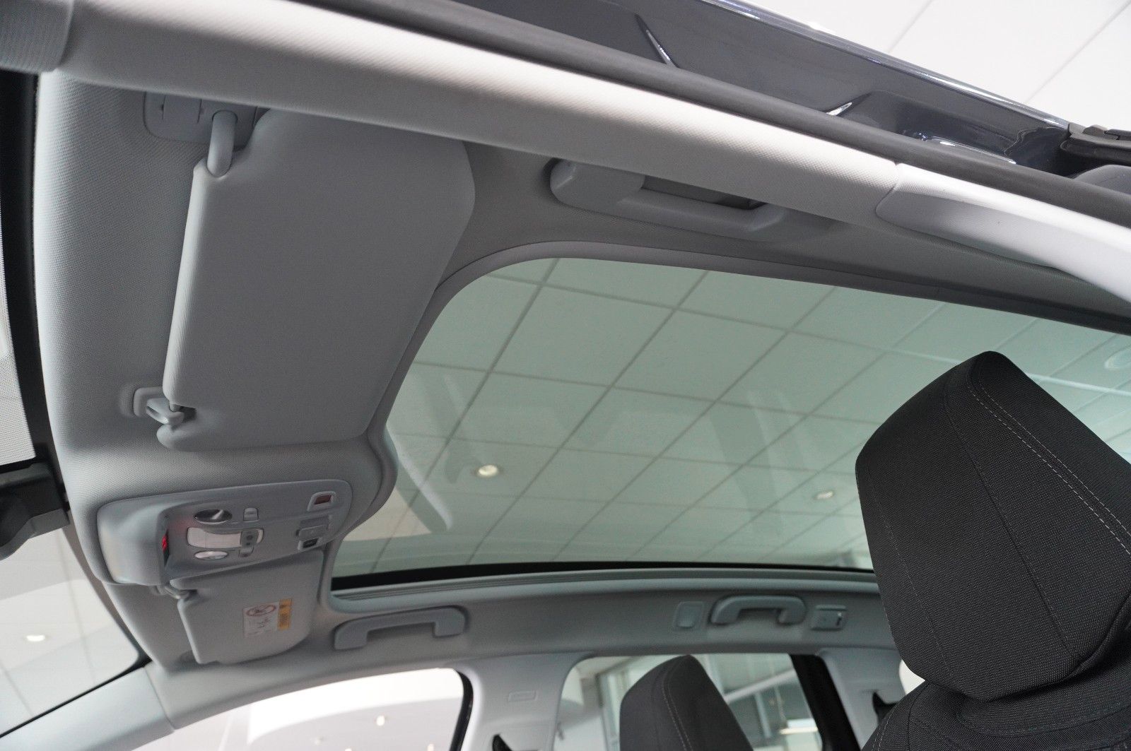 Fahrzeugabbildung Peugeot 308 SW 1.5D ALLURE BUSINESS NAVI/LED/PANO/KAMERA