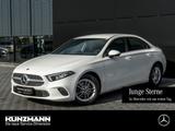 Mercedes-Benz A 200 Limousine Style MBUXNavi Rückfahrkamera - Mercedes-Benz A-Klasse: 2style