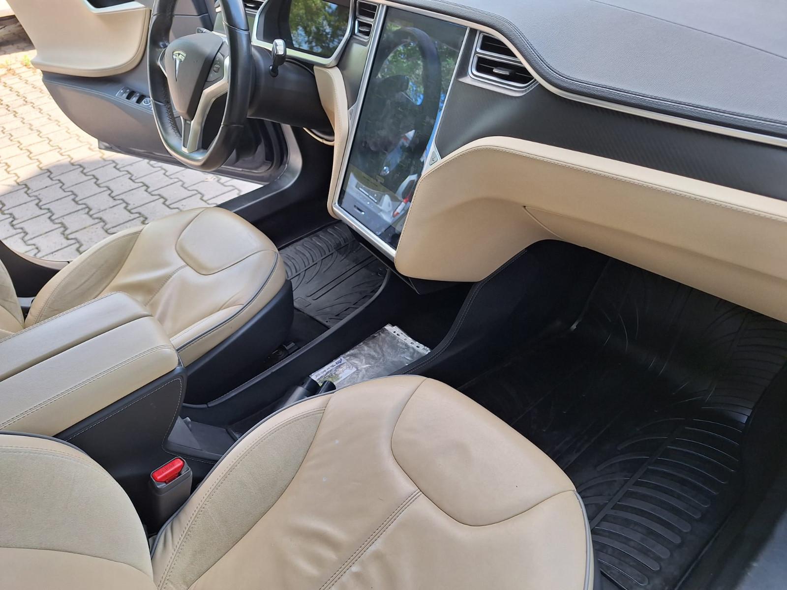 Tesla Model S P85 | 367 ch | BVA | Batterie SOH 93 % | Toit panoramique | Suspension pneumatique | Cuir | GPS