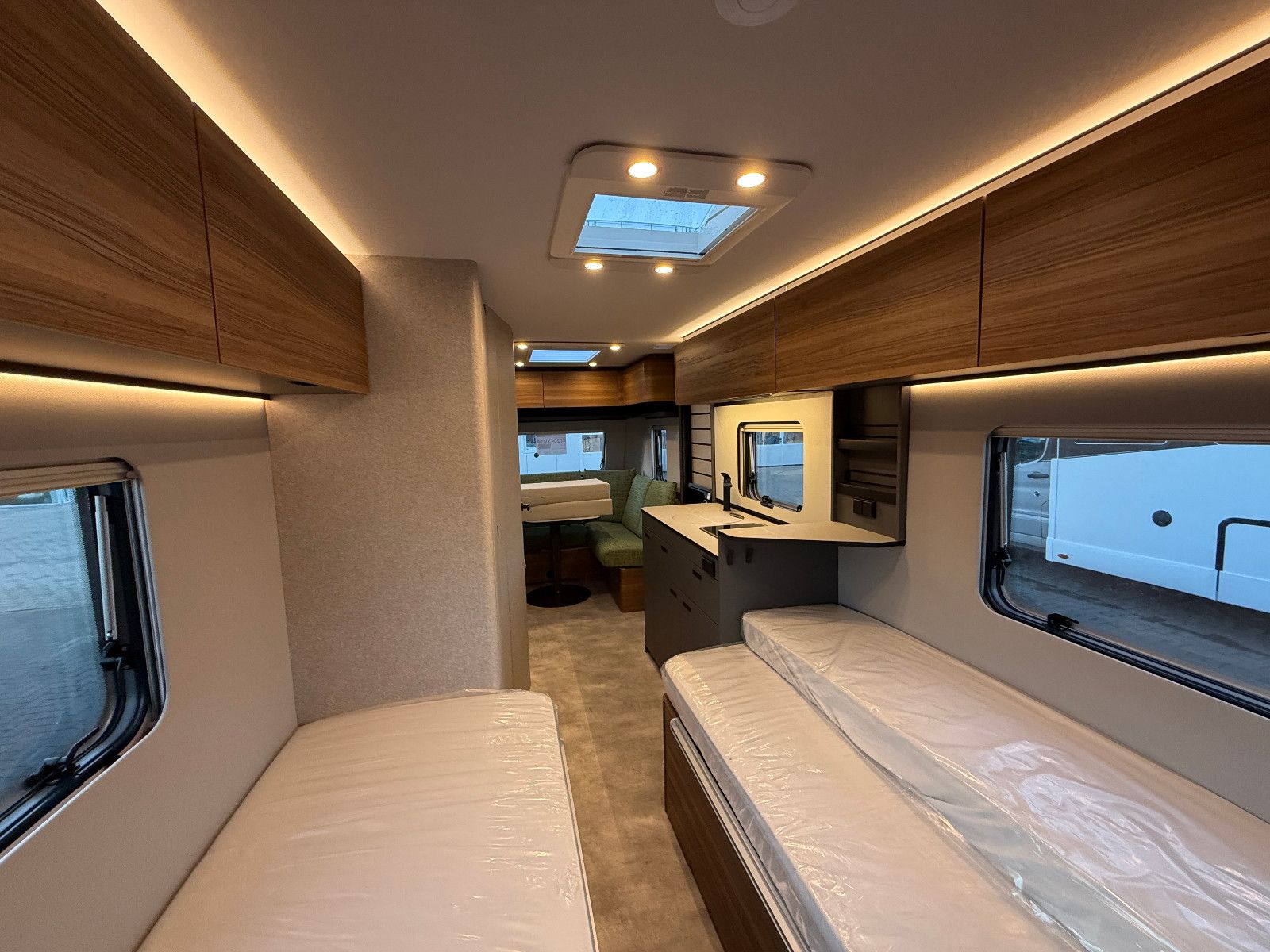 Fahrzeugabbildung HYMER / ERIBA / HYMERCAR Novaline 495 - Modell 2026 - 3.719€ sparen!