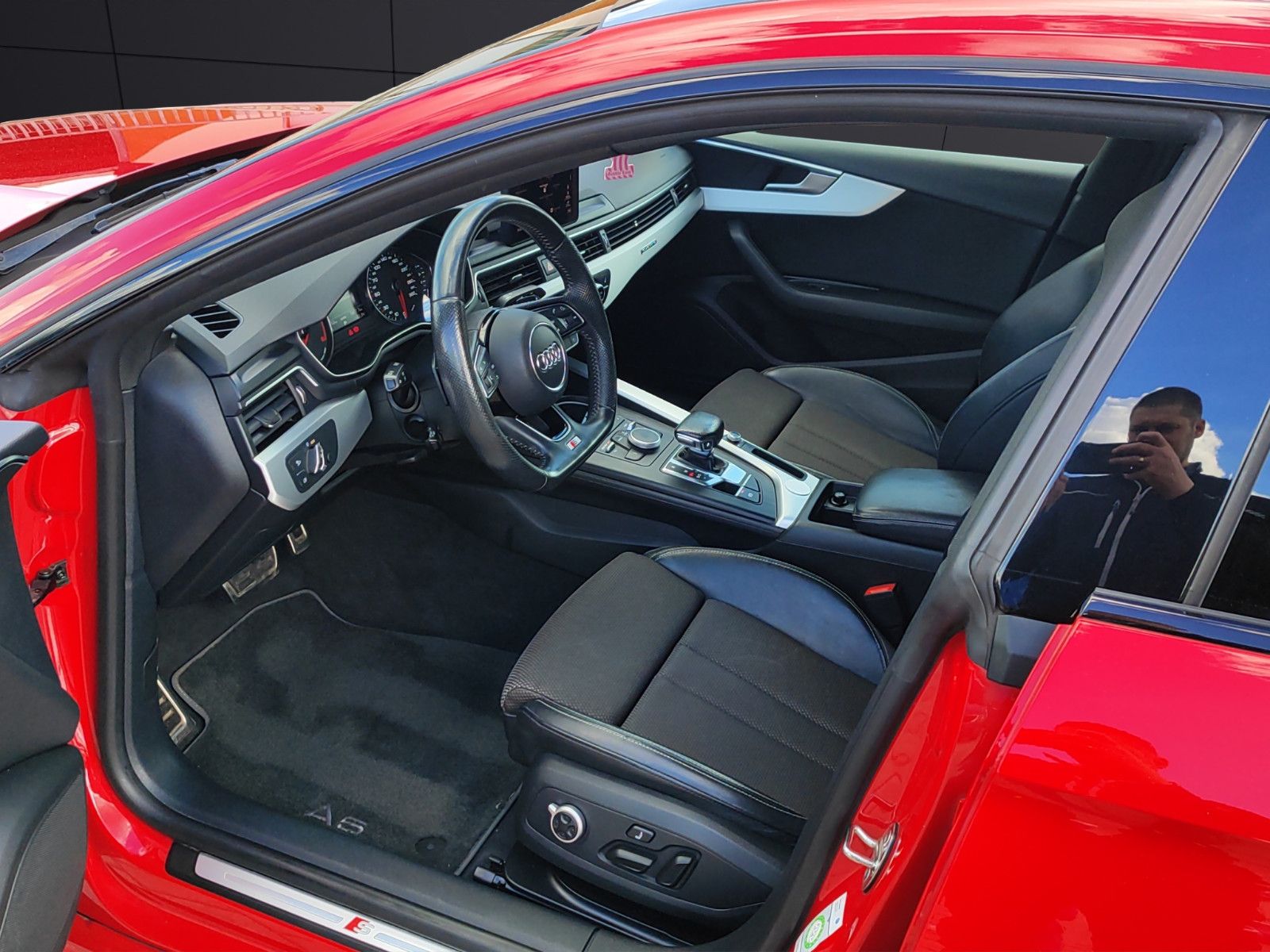 Fahrzeugabbildung Audi A5 Sportback 45 TDI quattro S Line Shzg*Pano