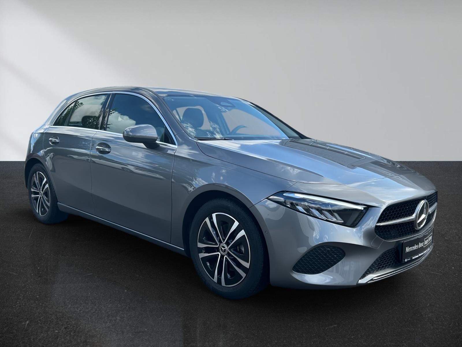 Mercedes-Benz A 180 Progressive Advanced Kamera LED CarPlay foto 4