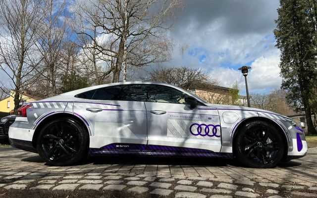 Audi ICE RACE EDITION 1/99 !!! UPE 204.500 / SOFORT !