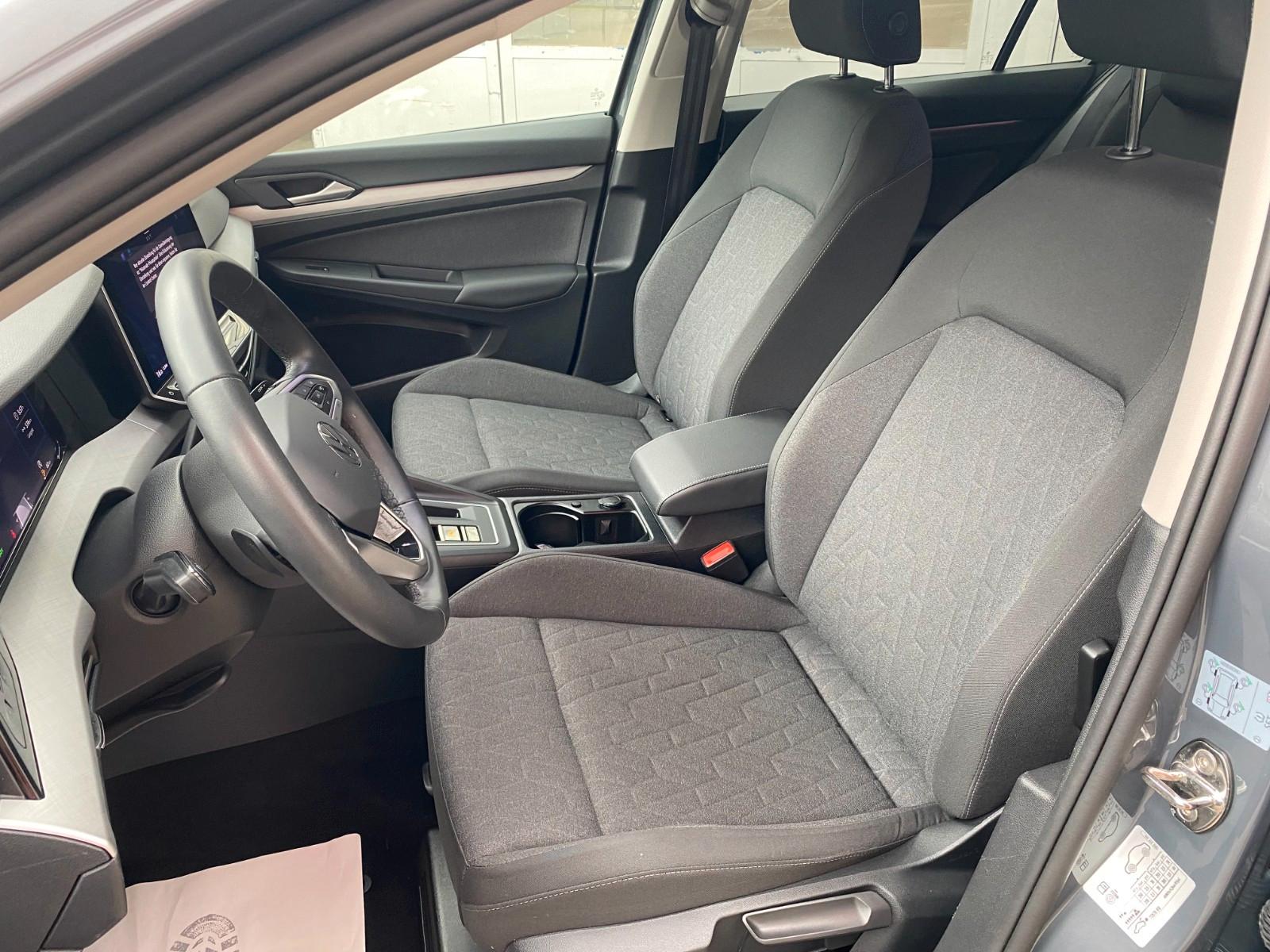 Volkswagen Golf VIII Lim. 1.5 eTSI/Life/ACC/PDC/Automatik, миниатюра 9