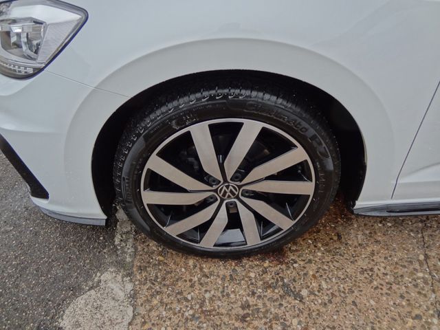 Fahrzeugabbildung Volkswagen Touran/R-Line/Highline/1.Hd/Navi/59TKM/