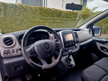 Renault Trafic - 11