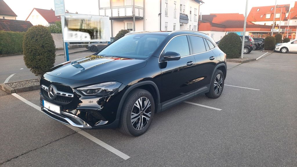 Mercedes-Benz GLA 250