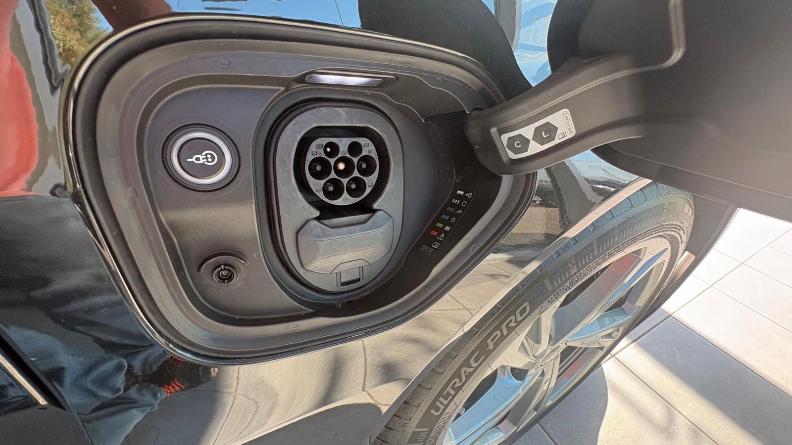 Fahrzeugabbildung Audi e-tron GT quattro