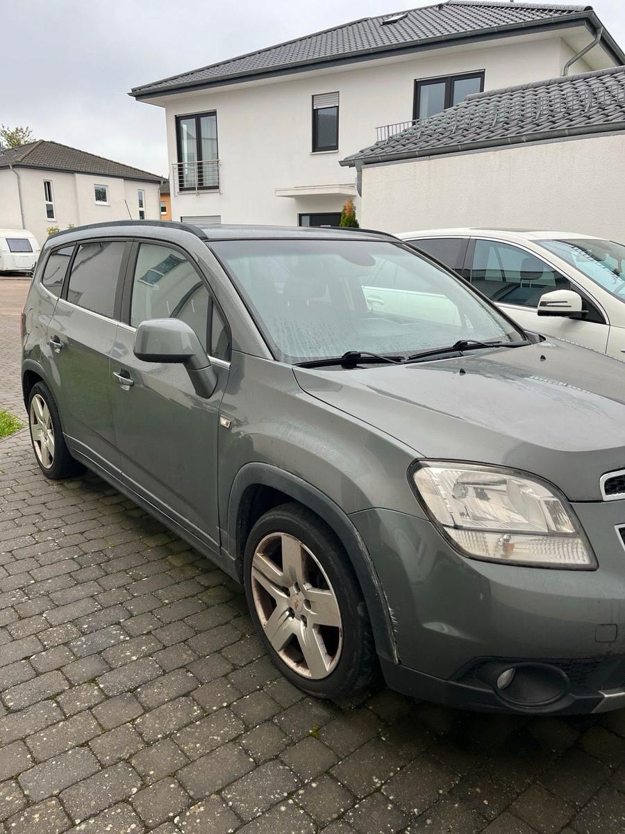 Chevrolet Orlando 2011 — photo 7
