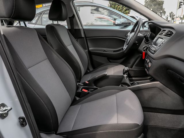 Hyundai i20 1.2 Select Facelift Spurhalteassistent